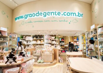 Com investimento de R$ 1,8 milhão em tecnologia própria, Grão de Gente inaugura primeira loja física, em Santos