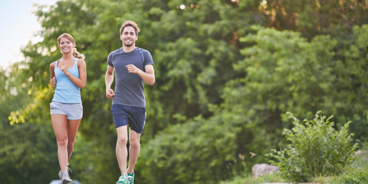 Saiba quantos passos você deve dar por dia de acordo com sua idade, segundo médicos