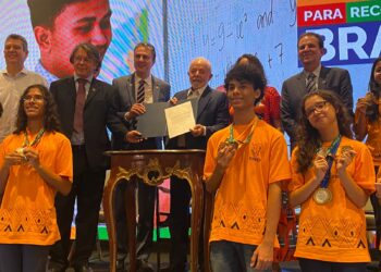 Lula credencia IMPA como instituição de Educação Superior