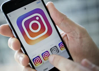 Usuários do instagram devem evitar uma série de práticas para que suas contas não sejam banidas.