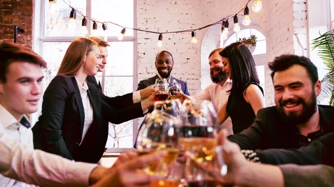 5 ações para aumentar a satisfação dos colaboradores no fim de ano