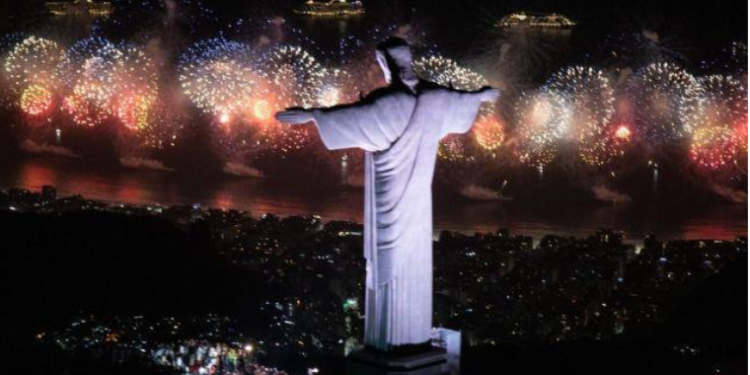 Prefeitura do RJ divulga atrações para Réveillon 2024 em Copacabana