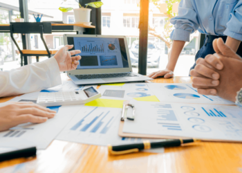 Veja cinco passos para montar um planejamento empresarial para 2024