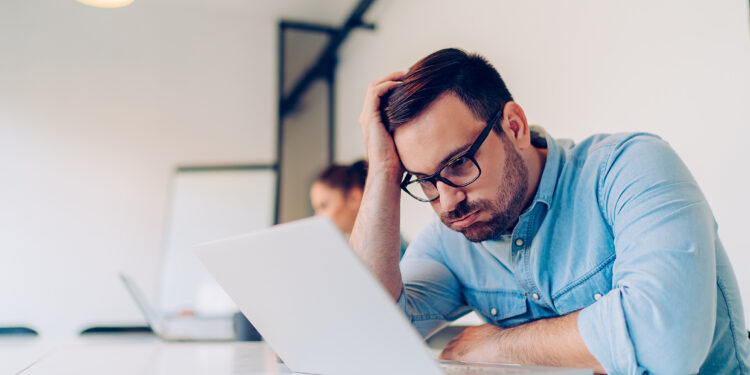 Mercado de trabalho: 35% dos brasileiros se sentem inseguros no emprego