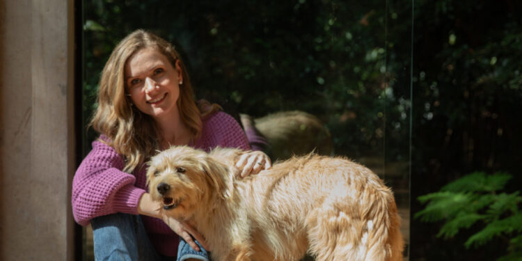 Conheça Flavia Lamary, arquiteta que abraçou a poesia