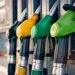 Região Sudeste fecha ano com gasolina mais barata do país (R$ 5,69) e redução mais expressiva para o diesel comum, de 2,47%, aponta Edenred Ticket Log