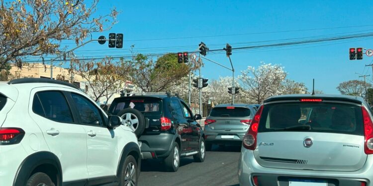 Prazo para quitar IPVA 2024 termina semana que vem