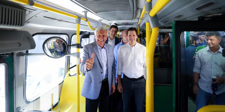 Caiado inaugura três novas estações do Eixo Anhanguera, com R$ 8,4 milhões em investimentos