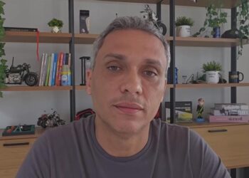 Gustavo Gayer é alvo da PF em operação que apura desvio de cota parlamentar