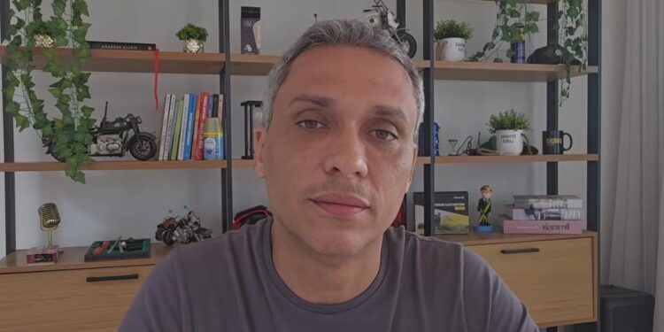 Gustavo Gayer é alvo da PF em operação que apura desvio de cota parlamentar