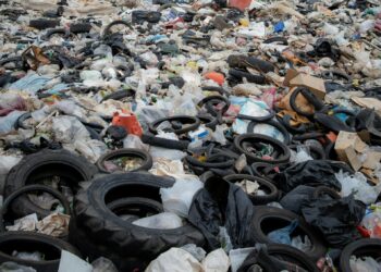 Apenas 21,5% dos municípios de Goiás ainda não iniciaram licenciamento para encerrar lixões