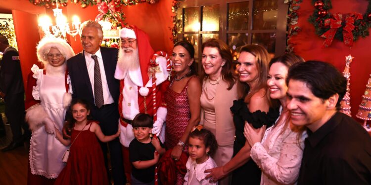 Caiado e Gracinha abrem temporada de 53 dias do Natal do Bem