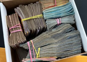 Polícia Federal deflagra operação contra organização criminosa responsável por lavagem de dinheiro