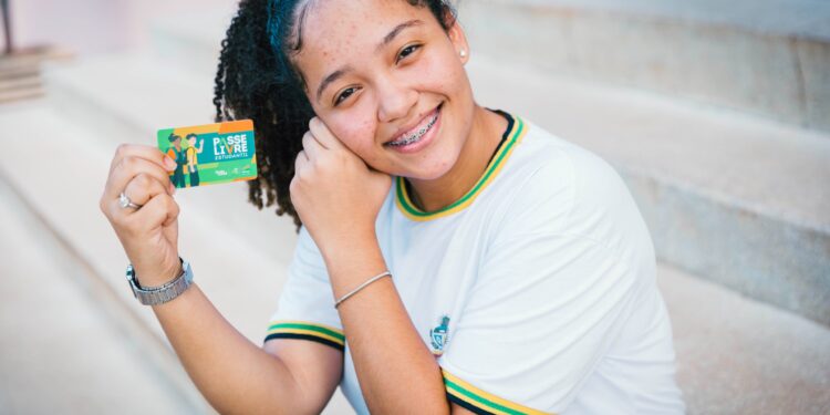 Passe Livre Estudantil inicia cadastro e recadastro para 2025