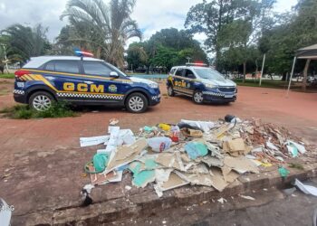 Guarda Civil Metropolitana flagra descarte irregular na Praça Vereador Boaventura