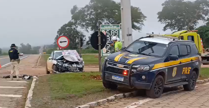 Acidente na BR-153 mata três pessoas em Goiás