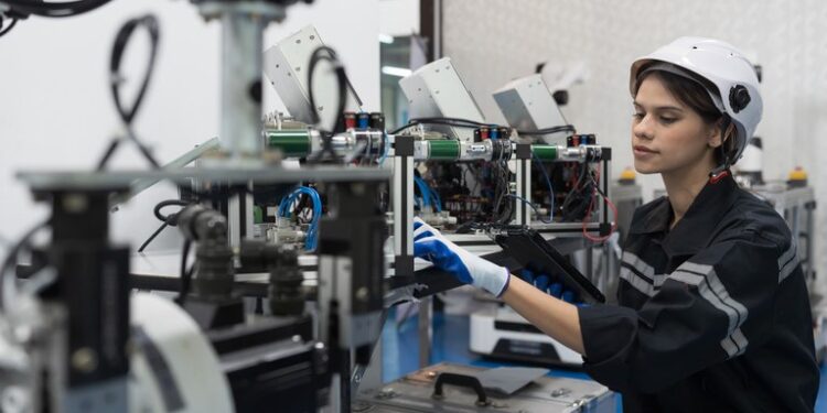 Indústria brasileira fecha 2024 com crescimento de 3,1%