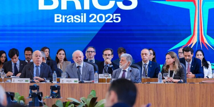 Lula: BRICS seguirá motor de mudanças positivas para nossas nações e para o mundo