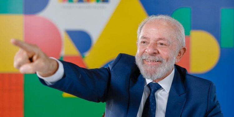 Presidente enfatiza tratamento humanitário a repatriados dos EUA