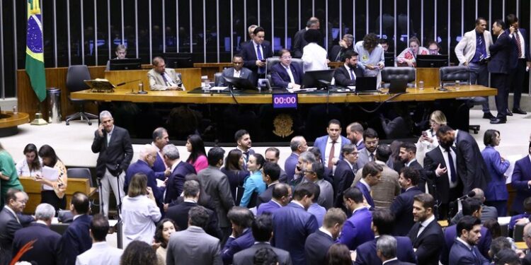 Acredita Exportação aprovado por unanimidade na Câmara