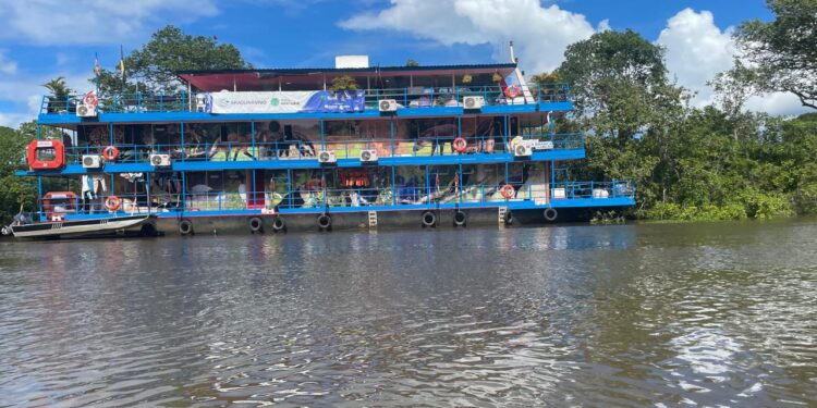 Pesquisadores da UEG realizam expedição científica no rio Araguaia