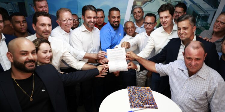 Governo de Goiás oficializa convênio para construção de 768 apartamentos para famílias em vulnerabilidade social em Aparecida