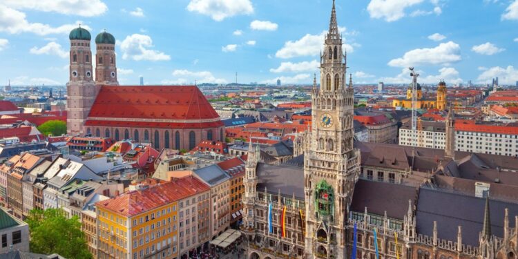 Outono europeu em conta: quanto custa viajar para o Velho Continente na média temporada, segundo a Civitatis