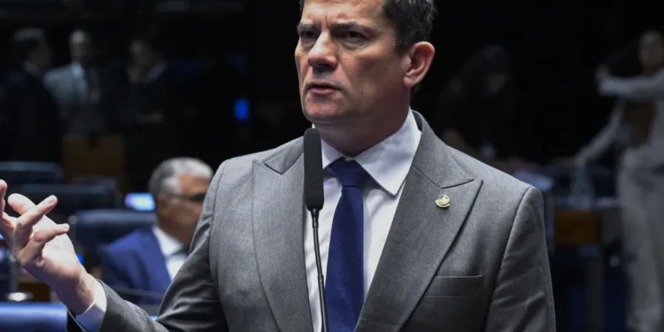 Moro aparece na liderança em todos os cenários de pesquisa para o governo do Paraná