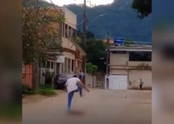 Homem é preso após agredir ex-mulher e matar cachorro no Espírito Santo