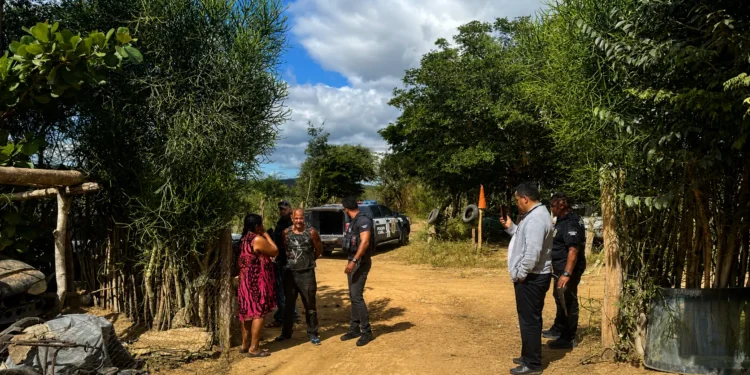 Foragido desde 2021, pai acusado de estupro da filha em Luziânia é preso na Bahia