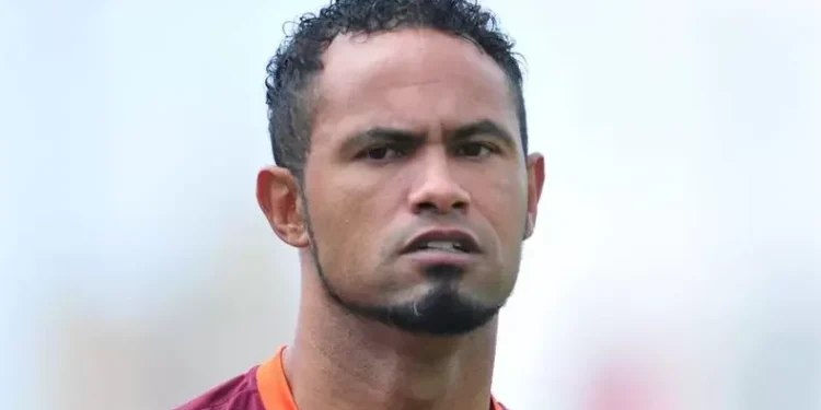 Ex-goleiro Bruno é preso após ficar foragido da Justiça por dois meses