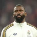 Lateral do Real Madrid confirma agressão de Rudiger após discussão no vestiário