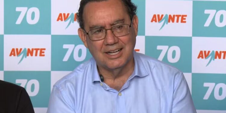 Augusto Cury troca de marqueteiro na primeira semana de campanha presidencial