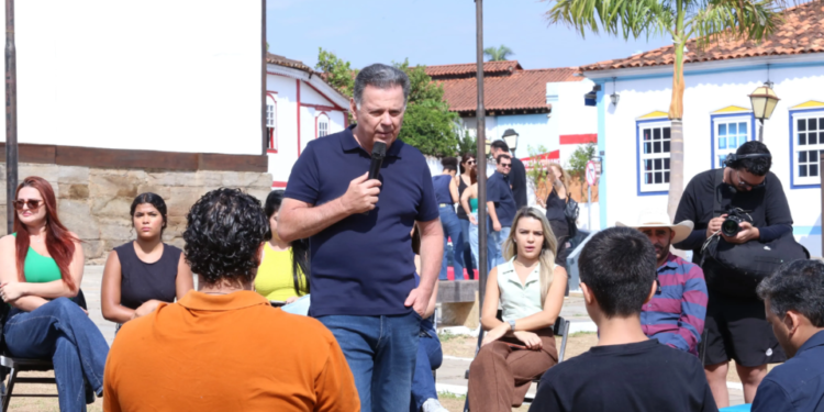 Marconi Perillo aposta em confronto direto de gestões no horário eleitoral em Goiânia