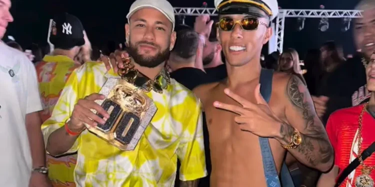 Colar de R$ 2 milhões dado a Neymar direcionou investigação a esquema de receptação de joias em São Paulo