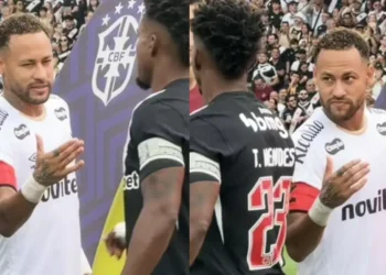 Thiago Mendes ignora cumprimento de Neymar em jogo do Brasileirão e reacende rivalidade antiga
