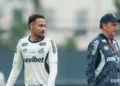 Neymar avança em transição física e deve reforçar o Santos contra o Flamengo na Vila Belmiro