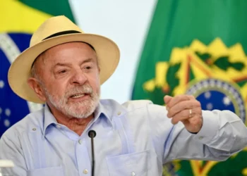 Lula se manifesta sobre crise no STF e defende reforma do sistema Judiciário em Brasília