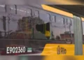 Passageiro morre após ser atingido por bala perdida dentro de ônibus do BRT no Rio de Janeiro