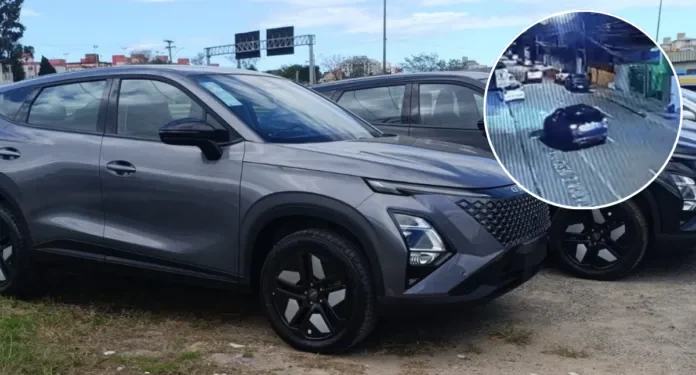 Crianças e adolescente furtam carro zero-quilômetro e alegam que aprenderam a dirigir no videogame em Florianópolis