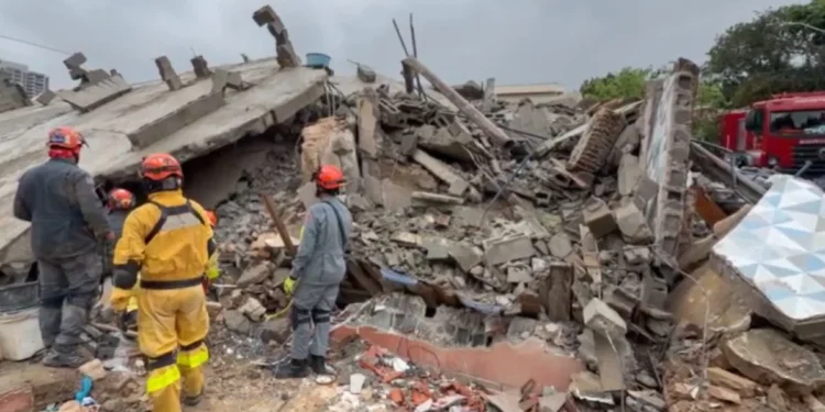 Engenheiro alertou sobre falhas estruturais e pediu evacuação de vizinhos antes de prédio desabar em São Paulo
