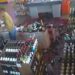 Homem destrói garrafas de vinho em supermercado após cartão ser recusado e causa prejuízo de R$ 60 mil em São Paulo