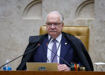 Fachin retira pedido de Moraes contra Mendonça do Inquérito das Fake News em Brasília