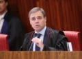 Mendonça atende Fachin e retira sigilo de pagamentos do Banco Master e de Daniel Vorcaro