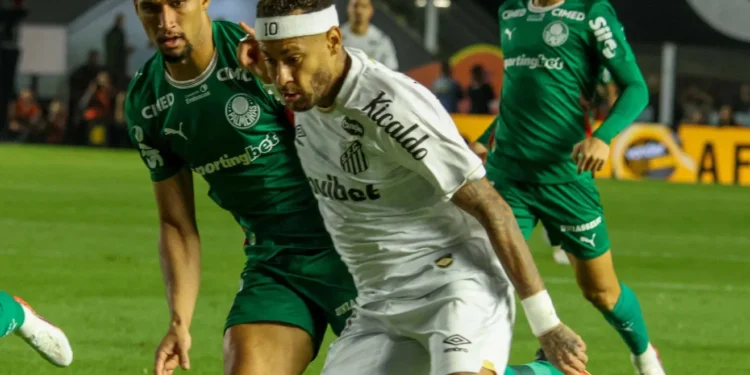 Neymar sente nova lesão em São Paulo e Cuca projeta Santos sem o astro contra o Internacional