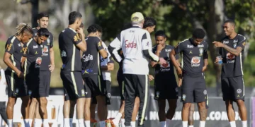 Ancelotti promove sete mudanças na escalação da Seleção Brasileira para segundo amistoso contra a Austrália