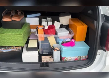 Mãe e filha são presas suspeitas de extorquir R$ 70 mil e torturar familiares com humilhações extremas
