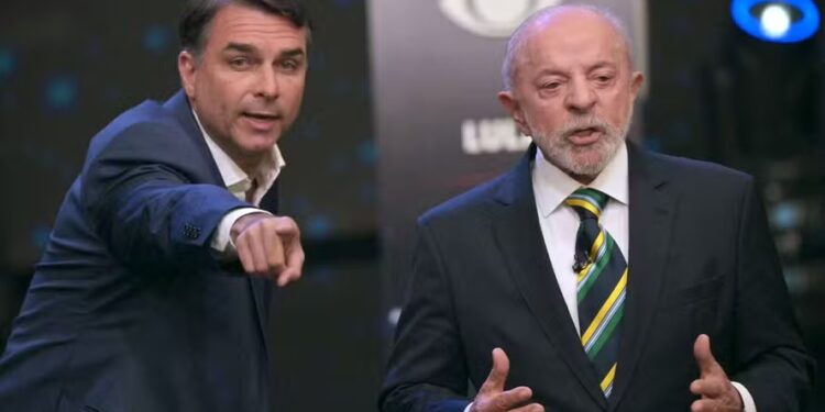 Quaest aponta Flávio Bolsonaro com 45% e Lula com 44% a quatro dias do segundo turno