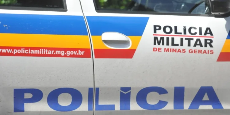 Jovem descobre que foi estuprada por amigo de apartamento ao achar vídeos do crime no celular dele