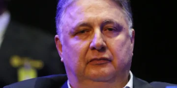 Anthony Garotinho desiste de recurso no TSE e abre caminho para vitória de Douglas Ruas em primeiro turno no Rio de Janeiro